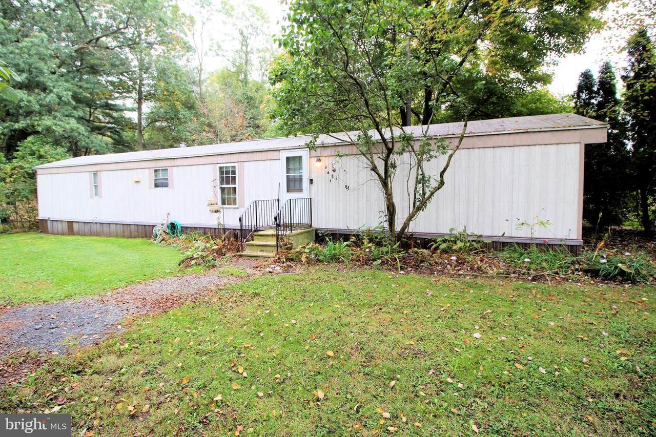 287 Walker - Photo 1