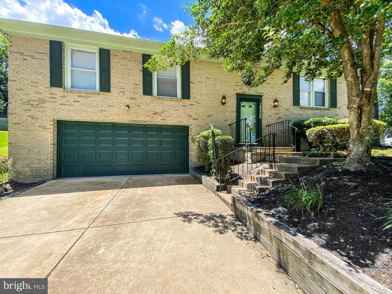 16206 Kings Valley Drive - Photo 1