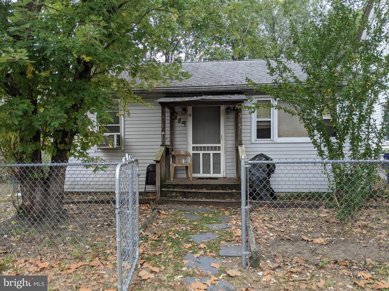 519 4TH Street - Photo 1