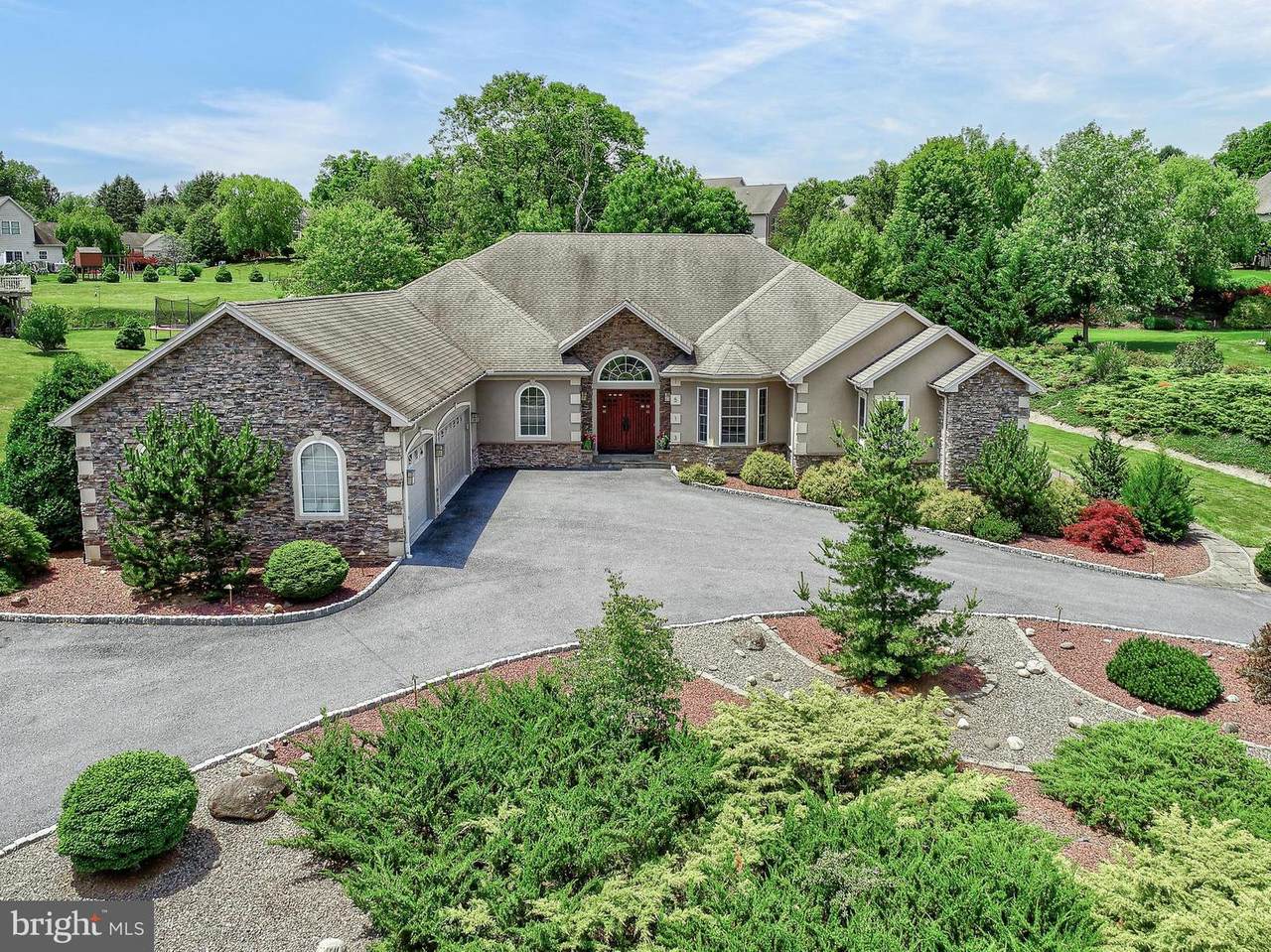 1513 Woodcreek Drive - Photo 1