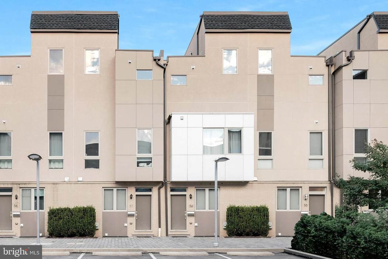 740 Columbus Boulevard - Photo 1