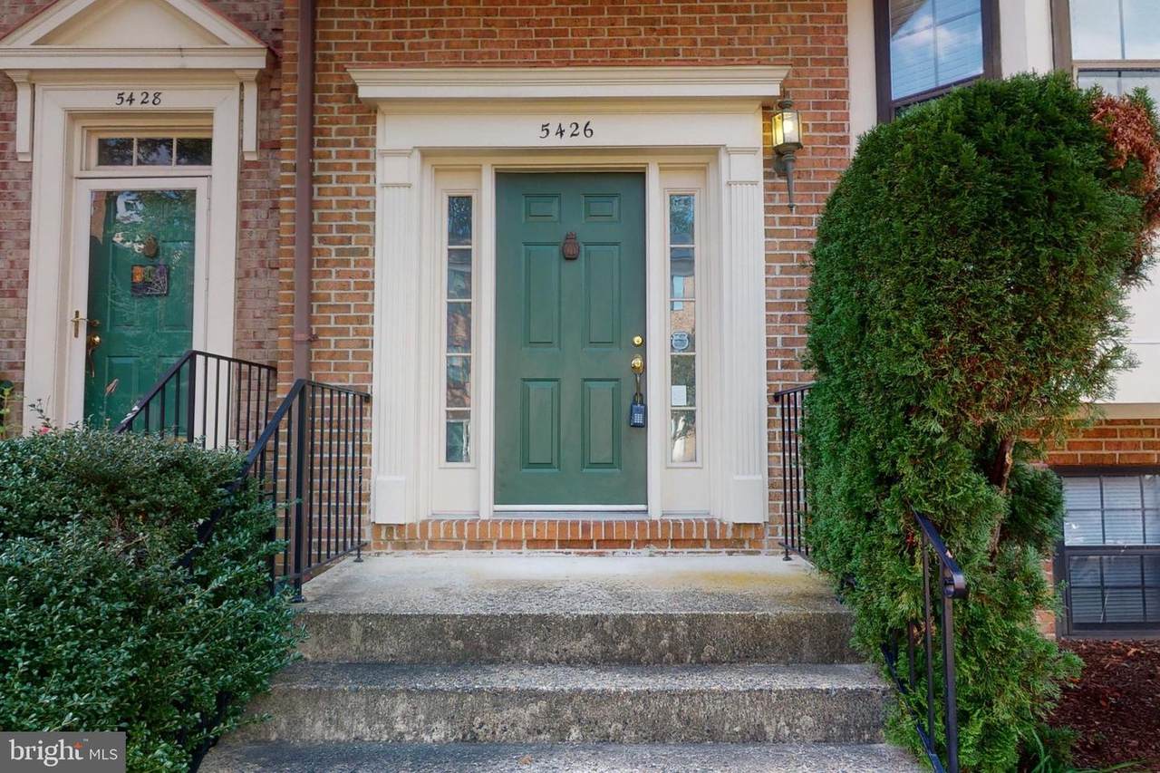 5426 Barrister Place - Photo 1