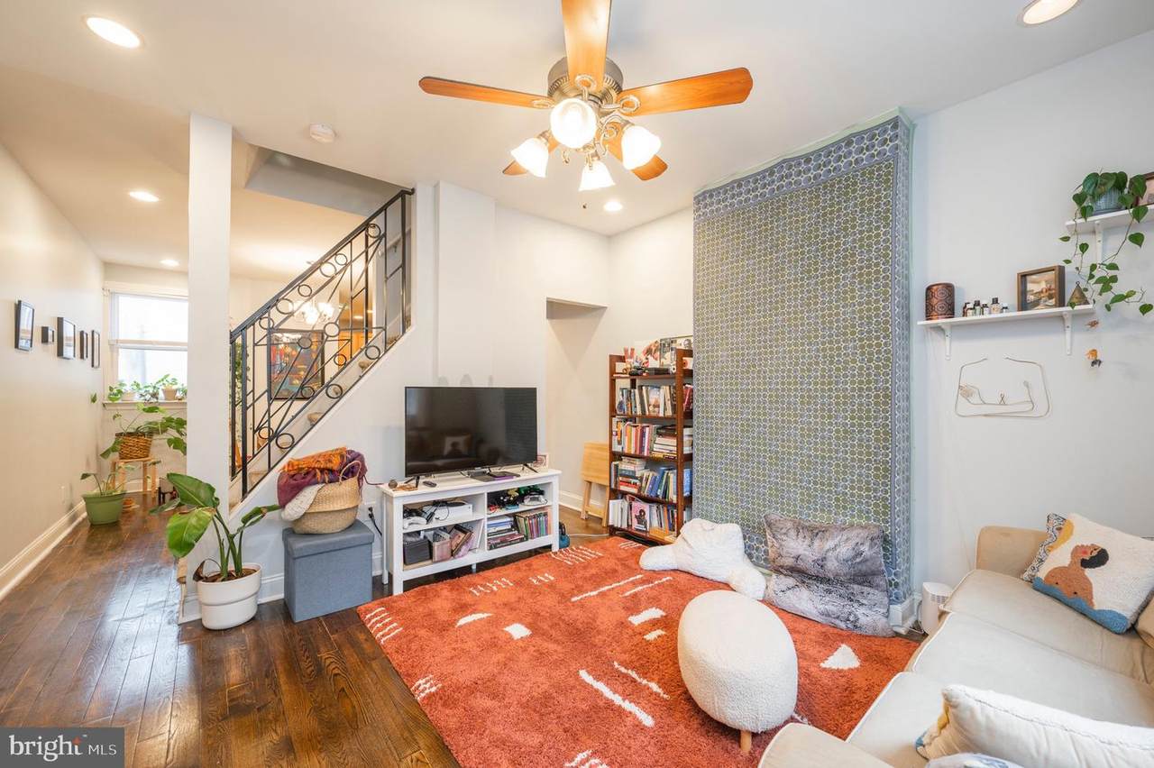 928 29TH Street - Photo 1