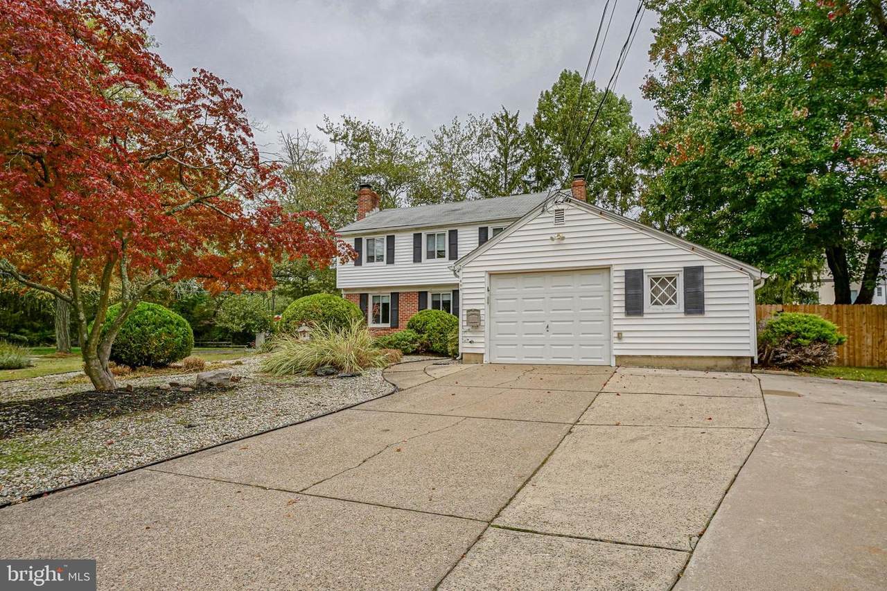 400 Wayland - Photo 1