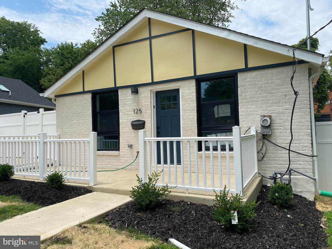 125 Chesapeake Street - Photo 1
