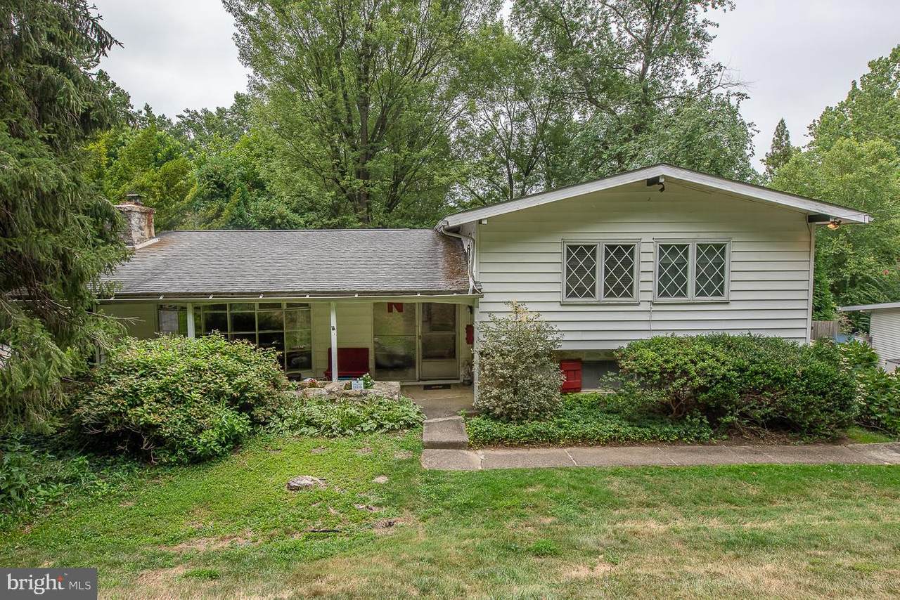 165 Gypsy Lane - Photo 1