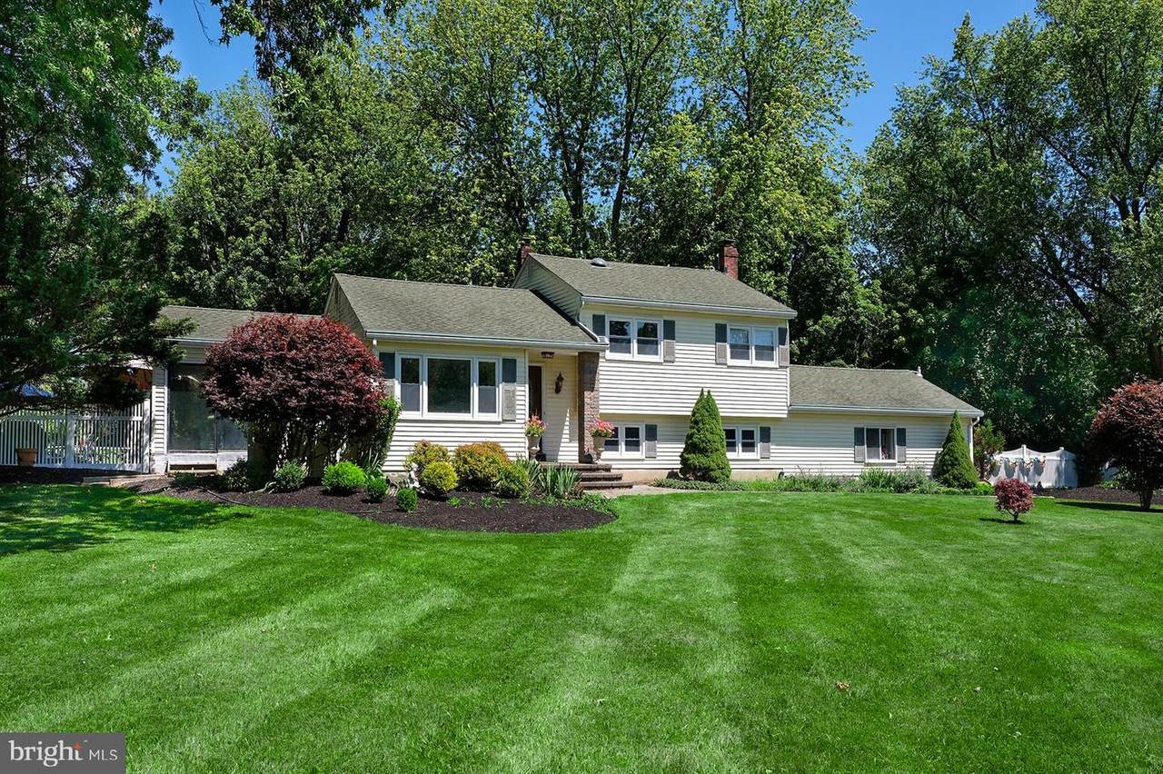2 Cleveland Rd W - Photo 1
