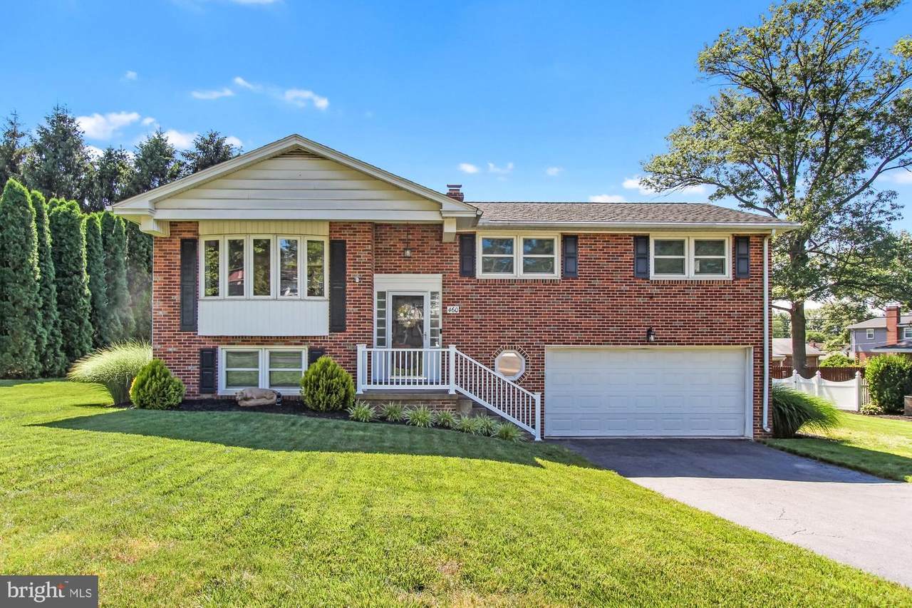 460 Quaker Drive - Photo 1