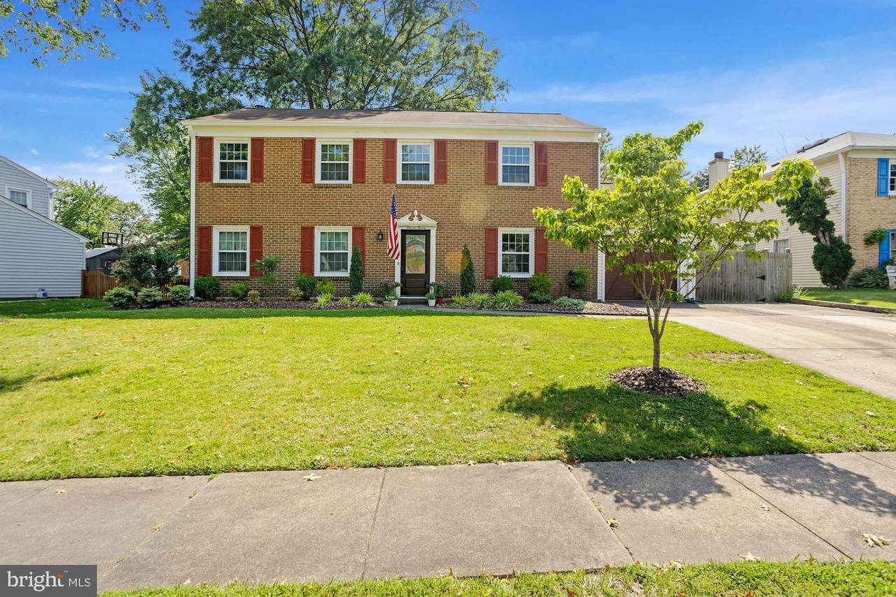 1120 Treeside Lane - Photo 1