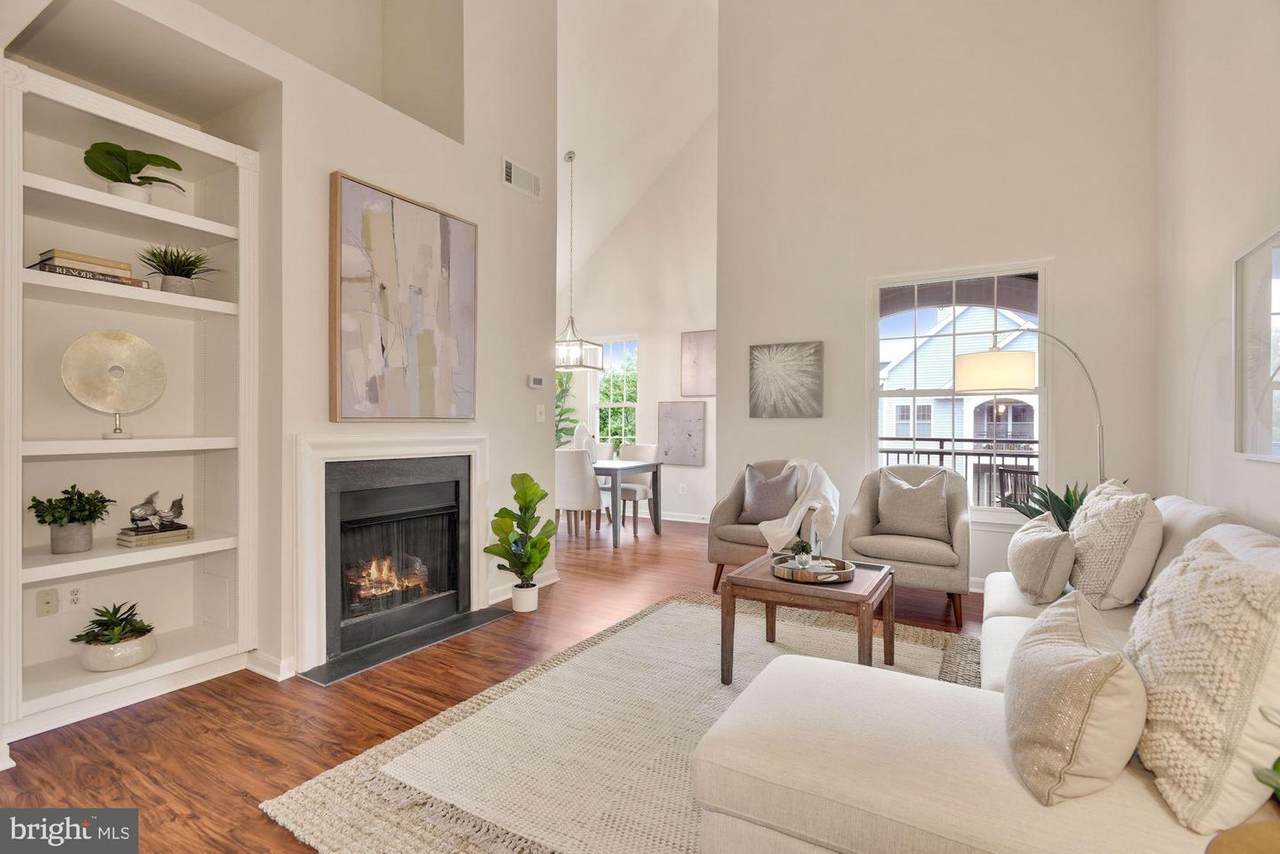 46602 Ellicott Square - Photo 1