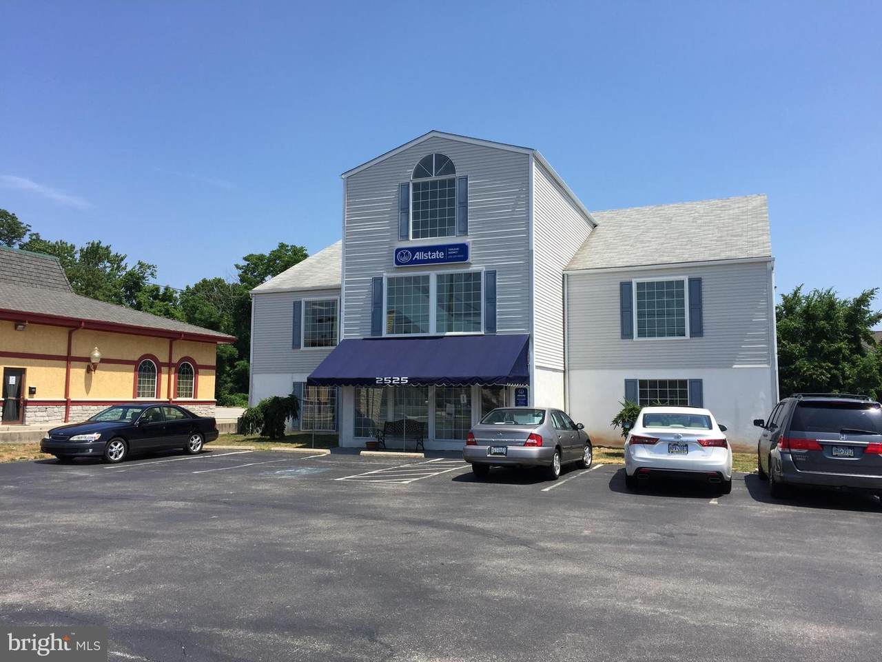 2525 Main Street - Photo 1