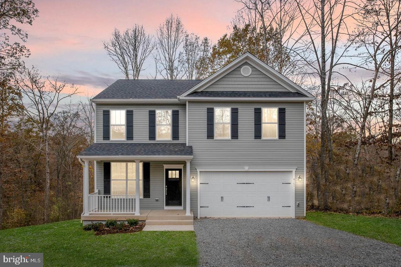 17 Wood Landing Road - Photo 1