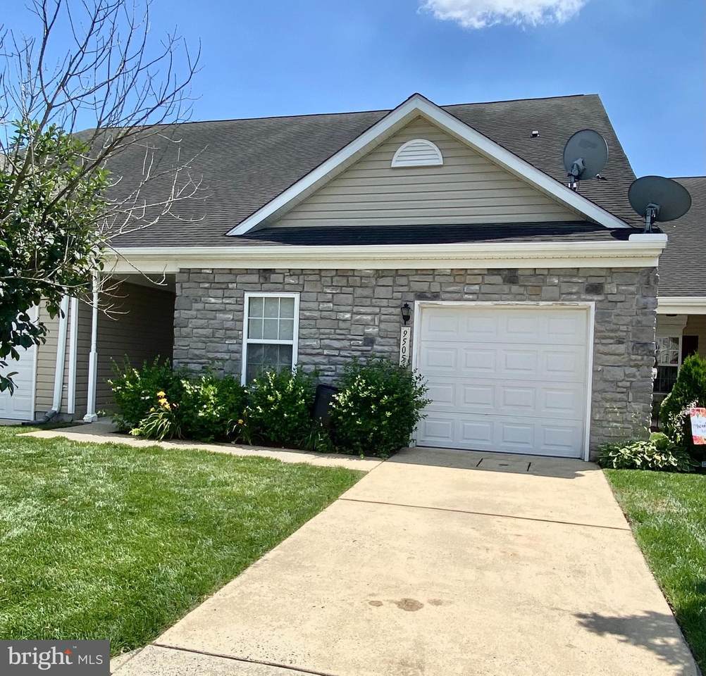 9505 Wedge Way - Photo 1