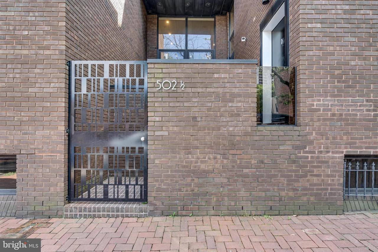 502 1/2 Delancey Street - Photo 1