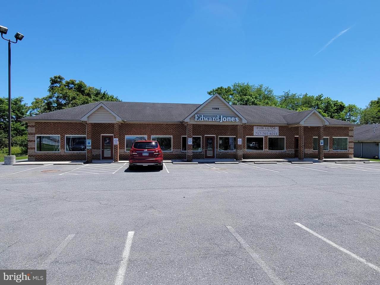 11368 Williamsport Pike - Photo 1