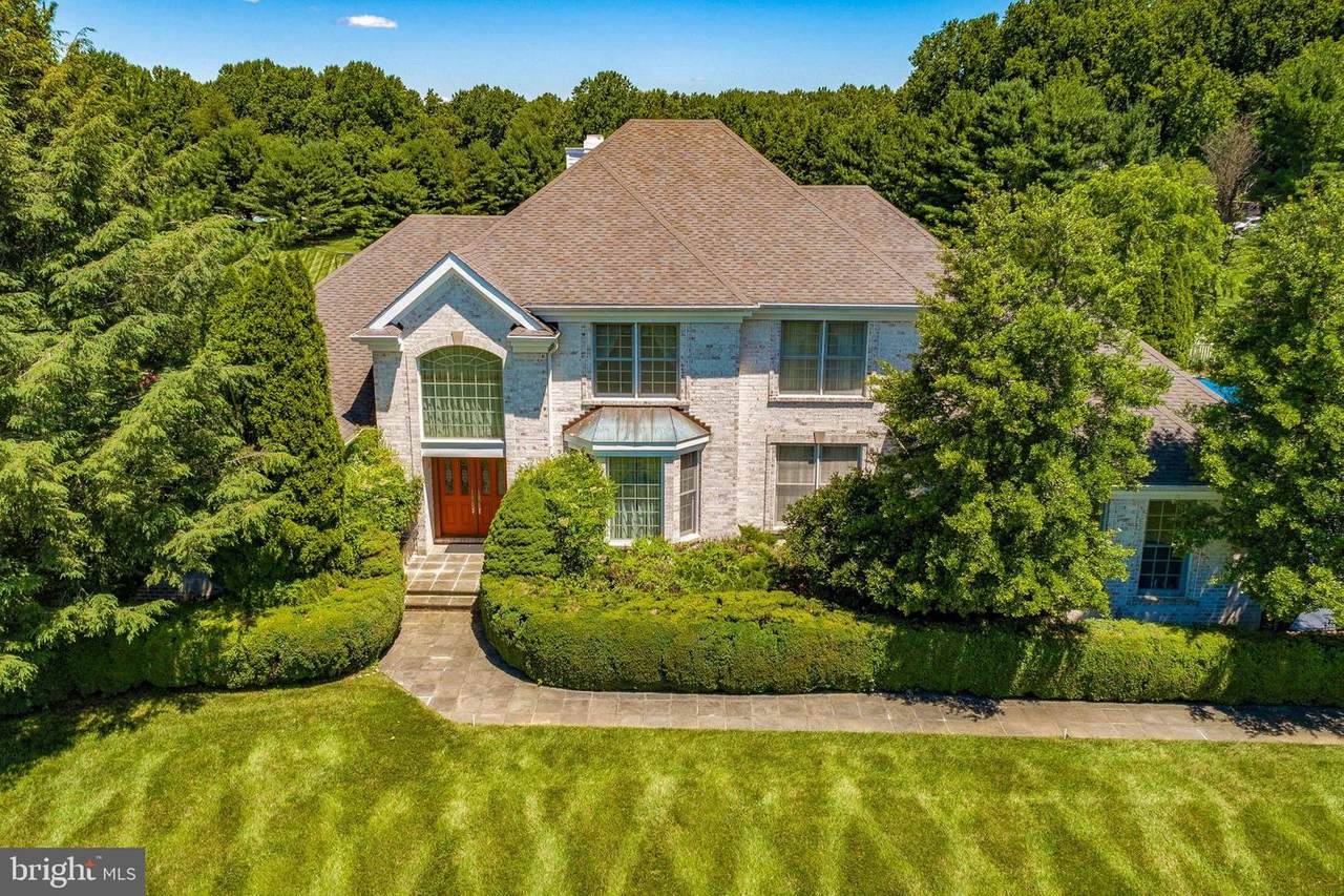 13850 Kennard Drive - Photo 1