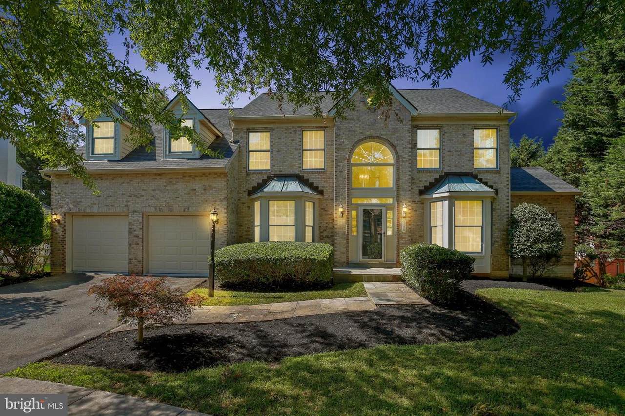10 China Rose Court - Photo 1