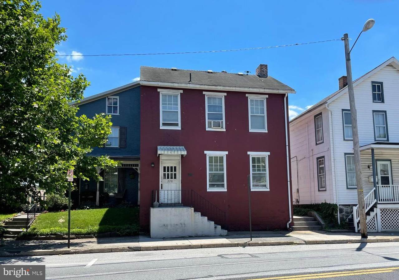 228 Chambersburg Street - Photo 1