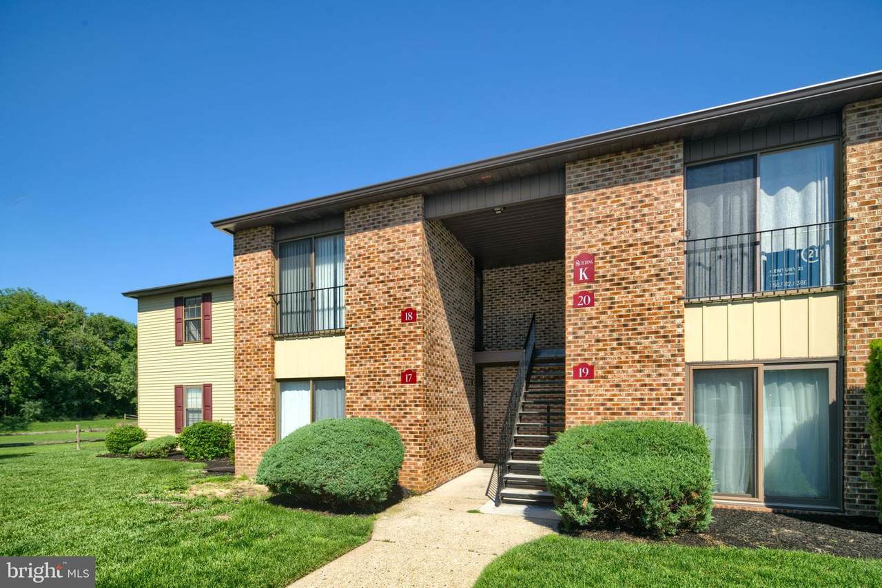 18 Devon Place - Photo 1