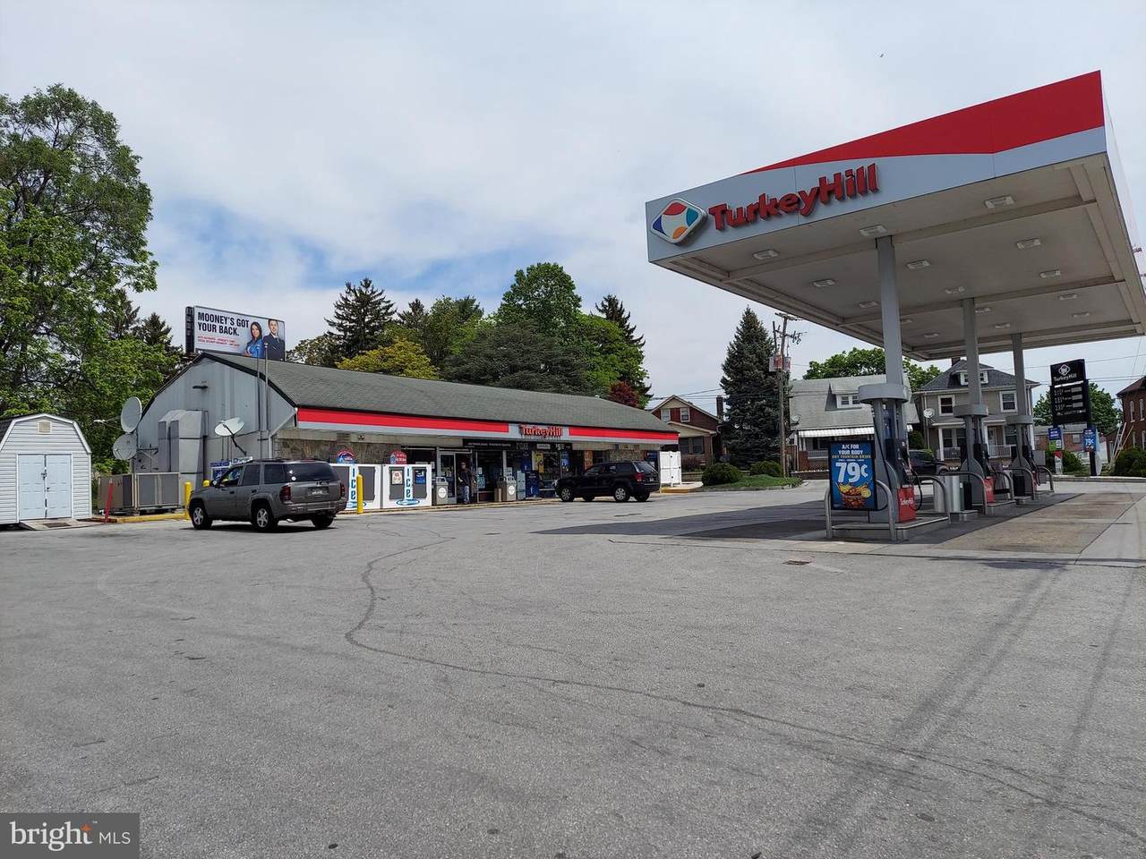 633 and 639 Main Street - Photo 1