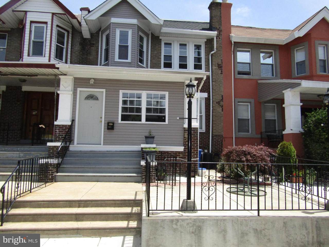 827 58TH Street - Photo 1