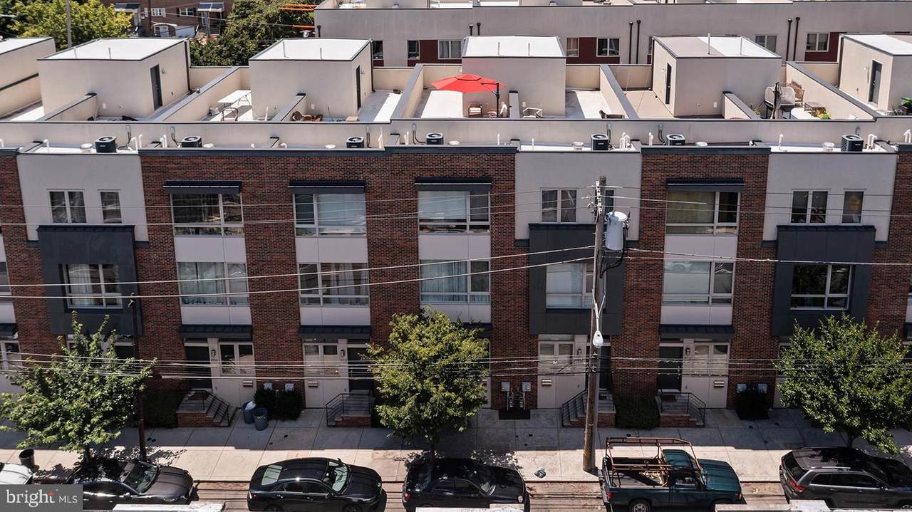 910 5TH Street - Photo 1