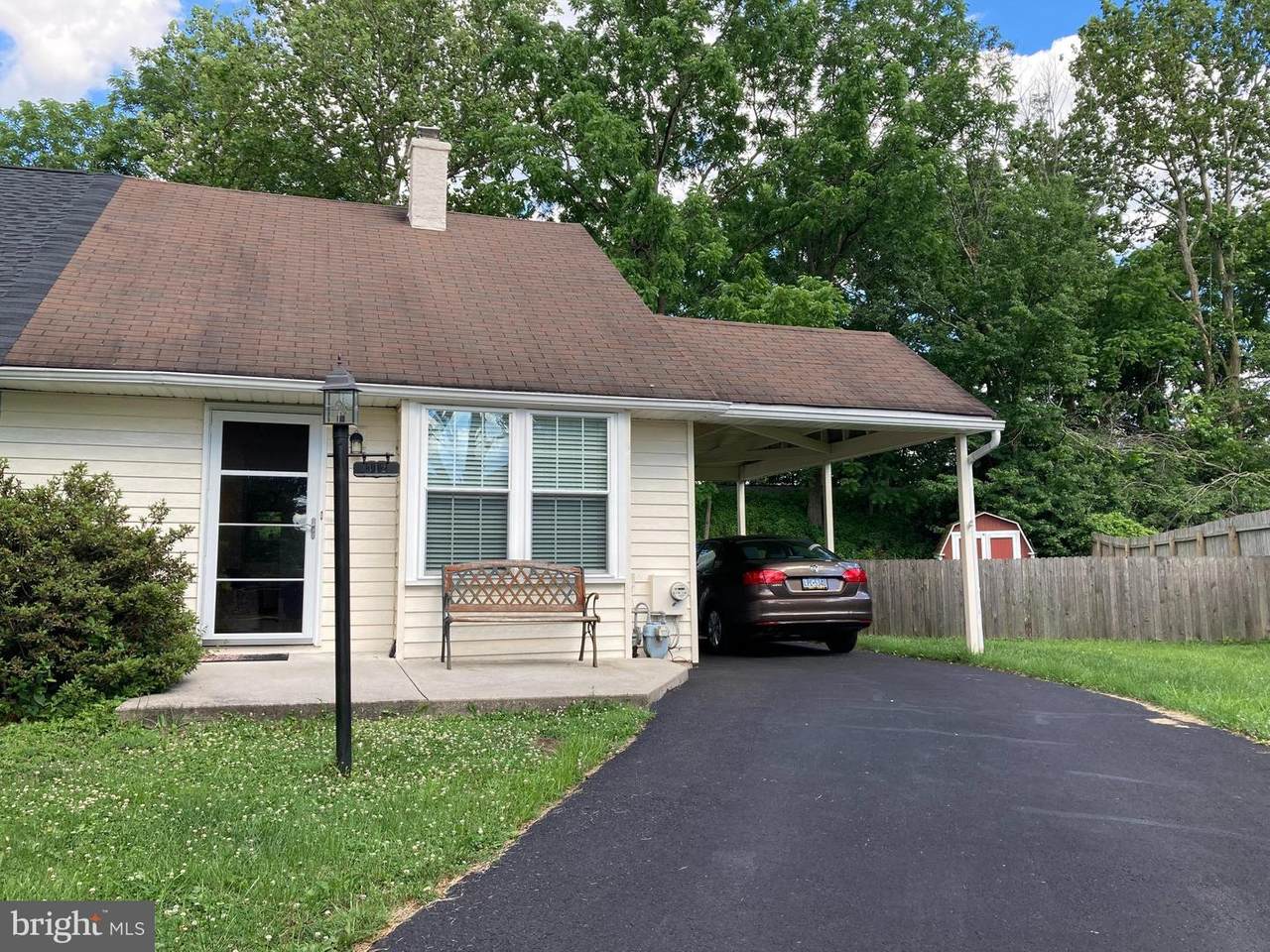 312 Allen Way - Photo 1