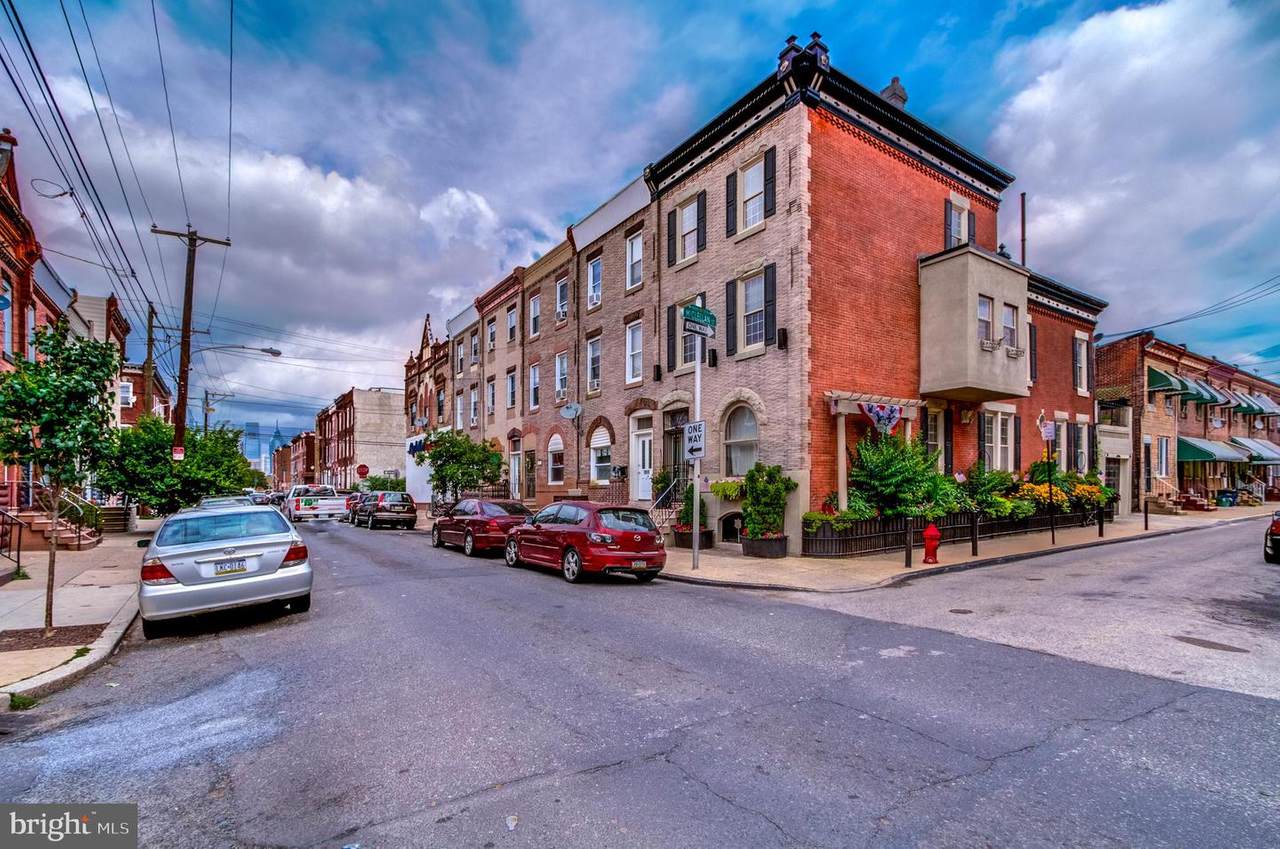 1813 18TH Street - Photo 1