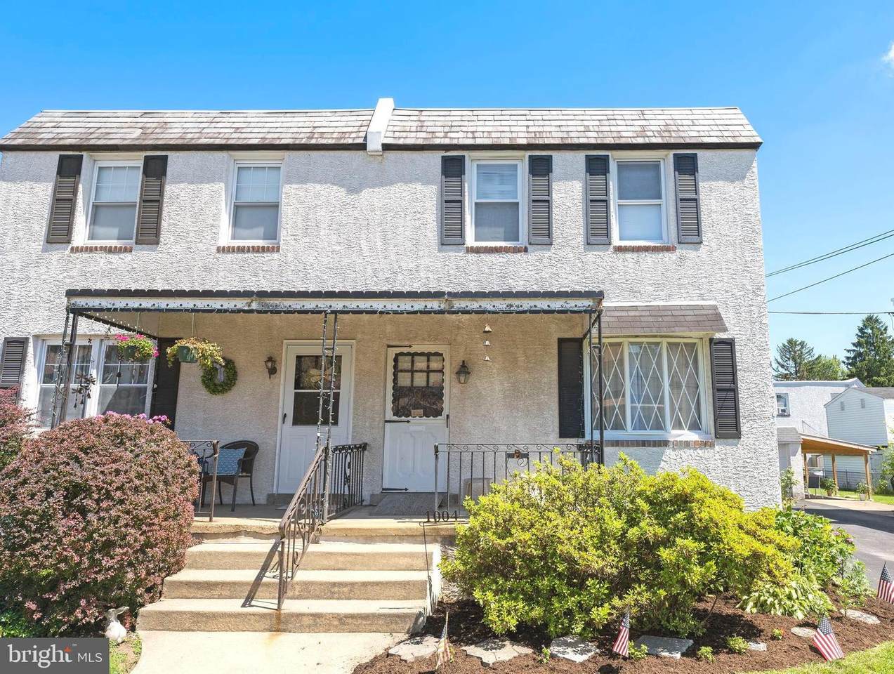1004 Pleasant Avenue - Photo 1