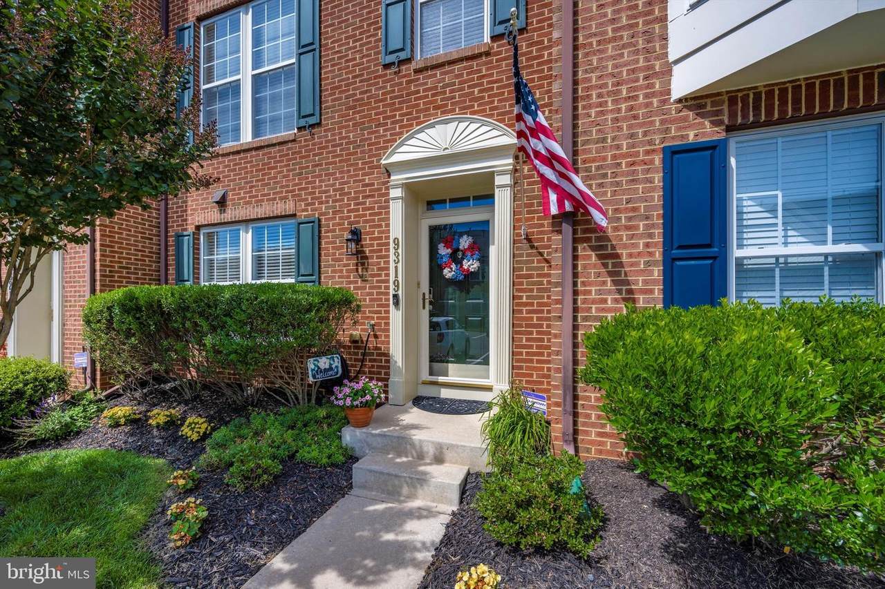9319 Penrose Street - Photo 1