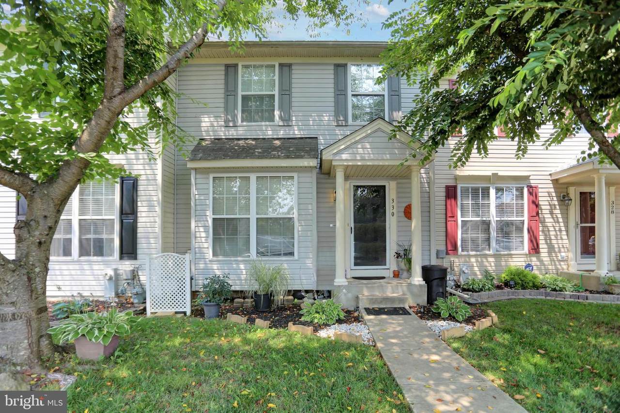 330 Foreland Garth - Photo 1