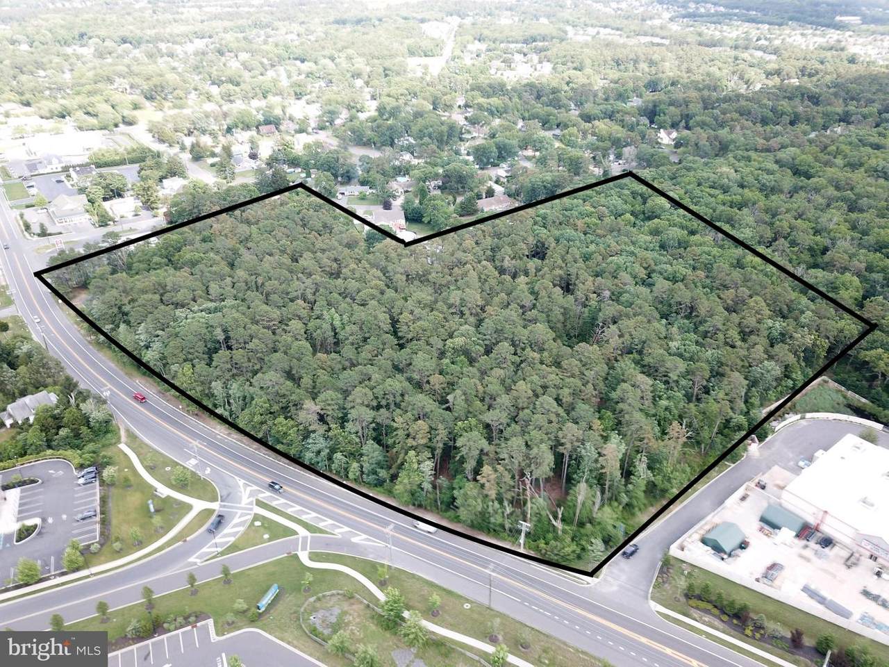 614 Route 9 S - Photo 1