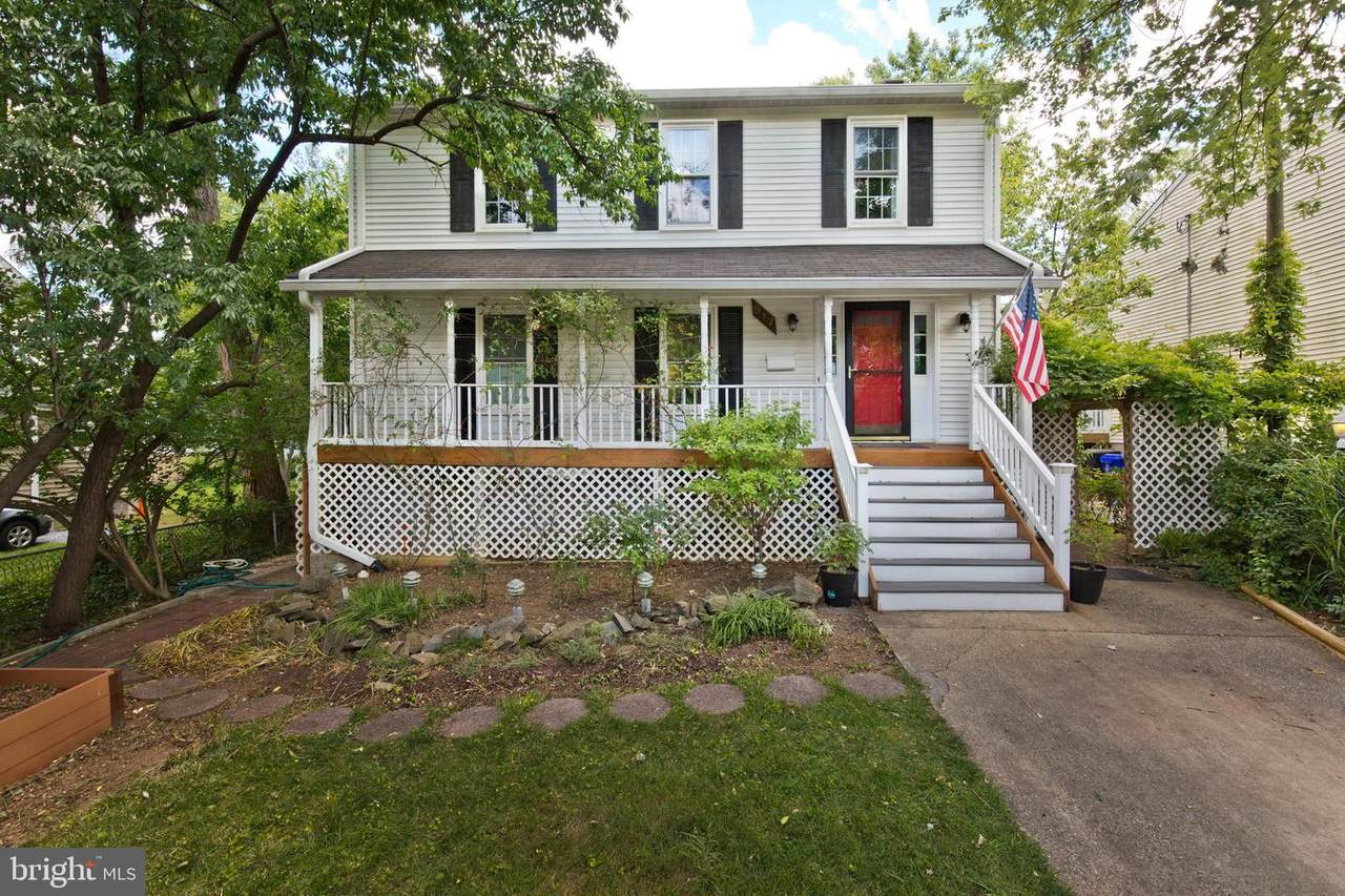 917 Daniel Street - Photo 1