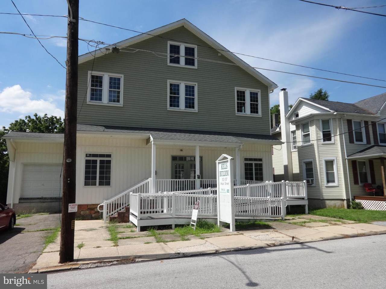 517 Main Street - Photo 1