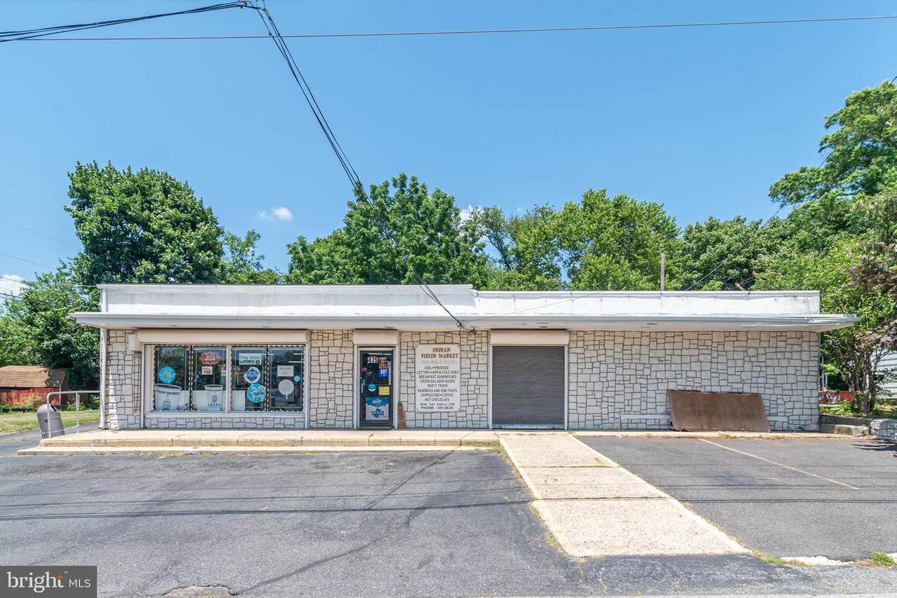 475 Indian Avenue - Photo 1
