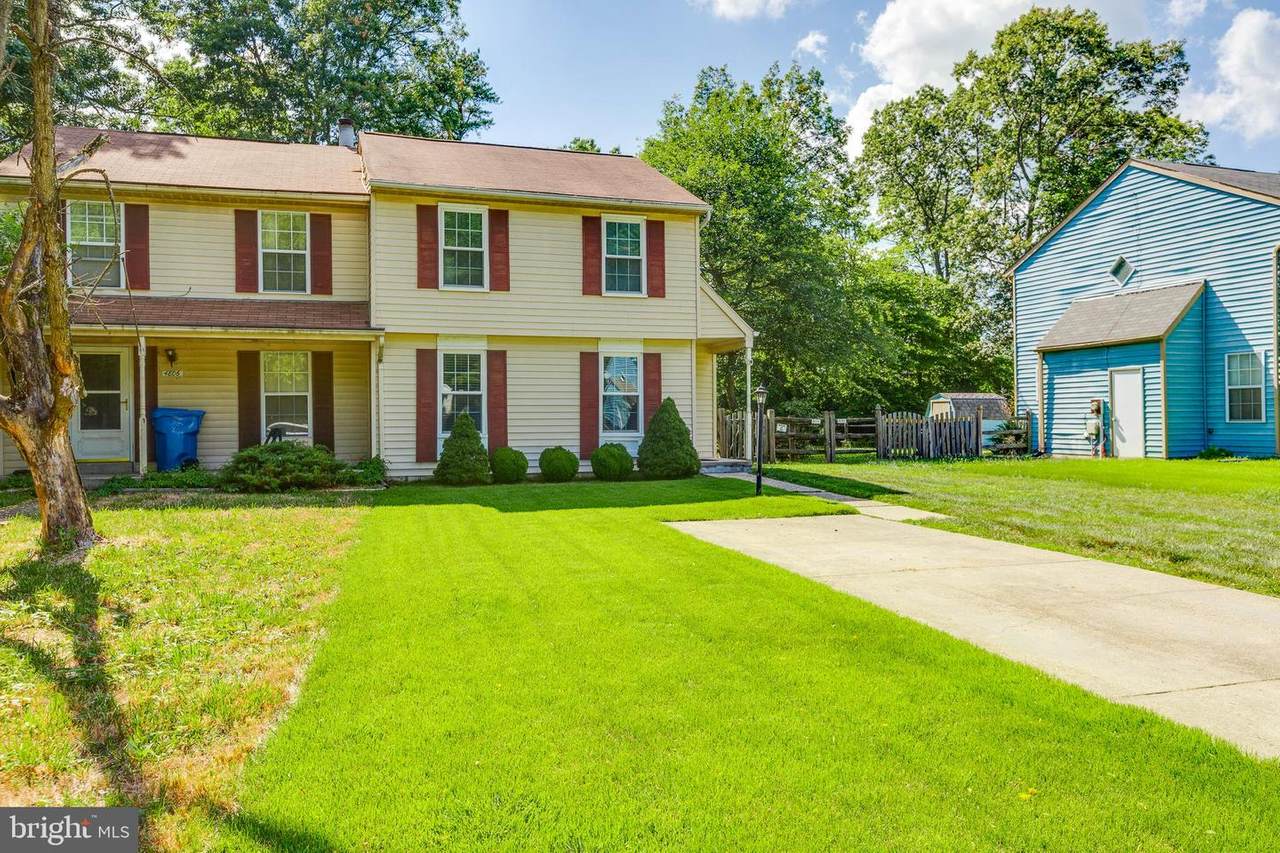 4805 Kingfisher Court - Photo 1
