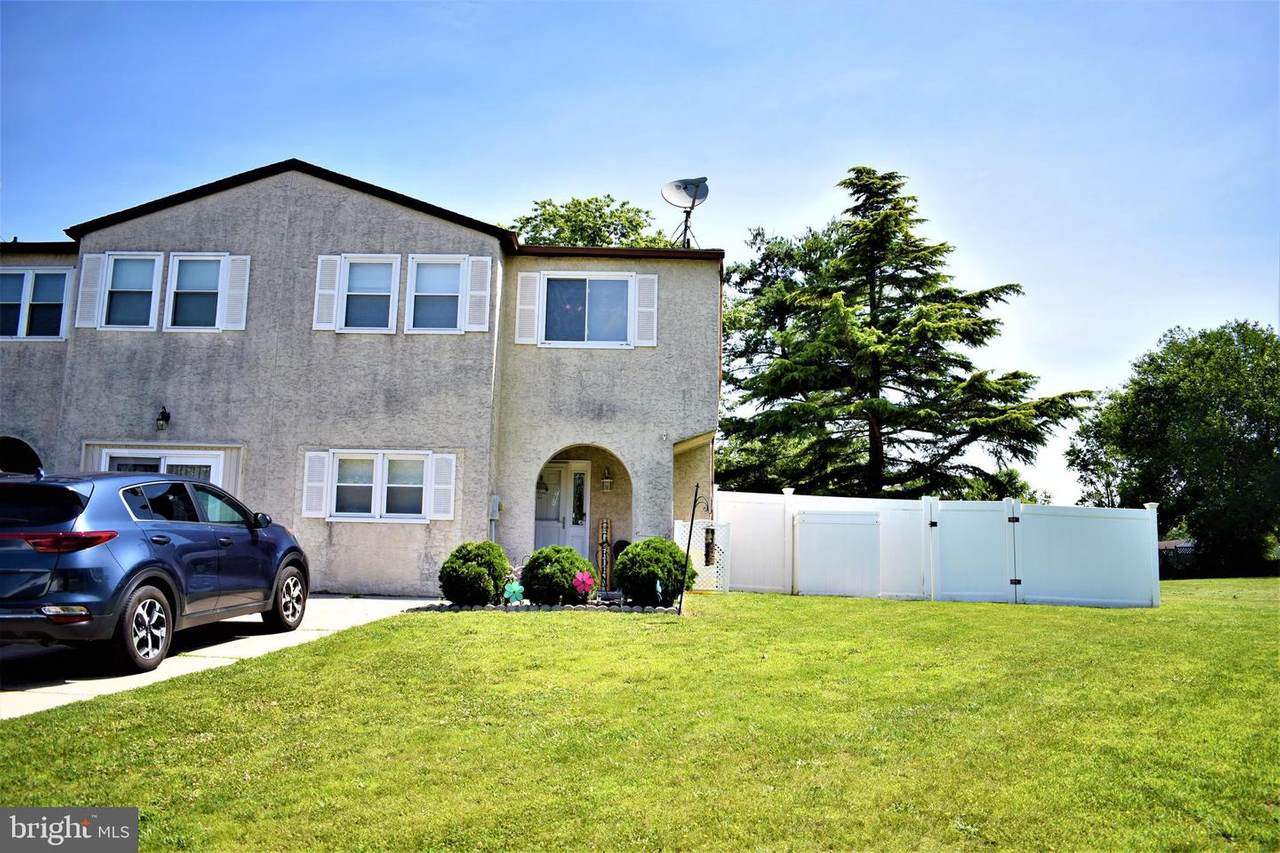12 Sirius Court - Photo 1