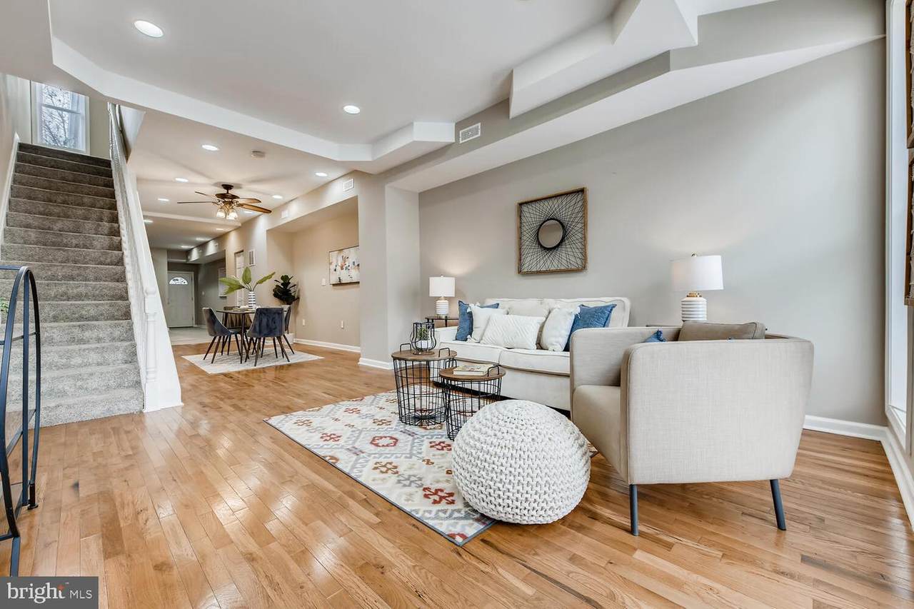1723 Caroline Street - Photo 1