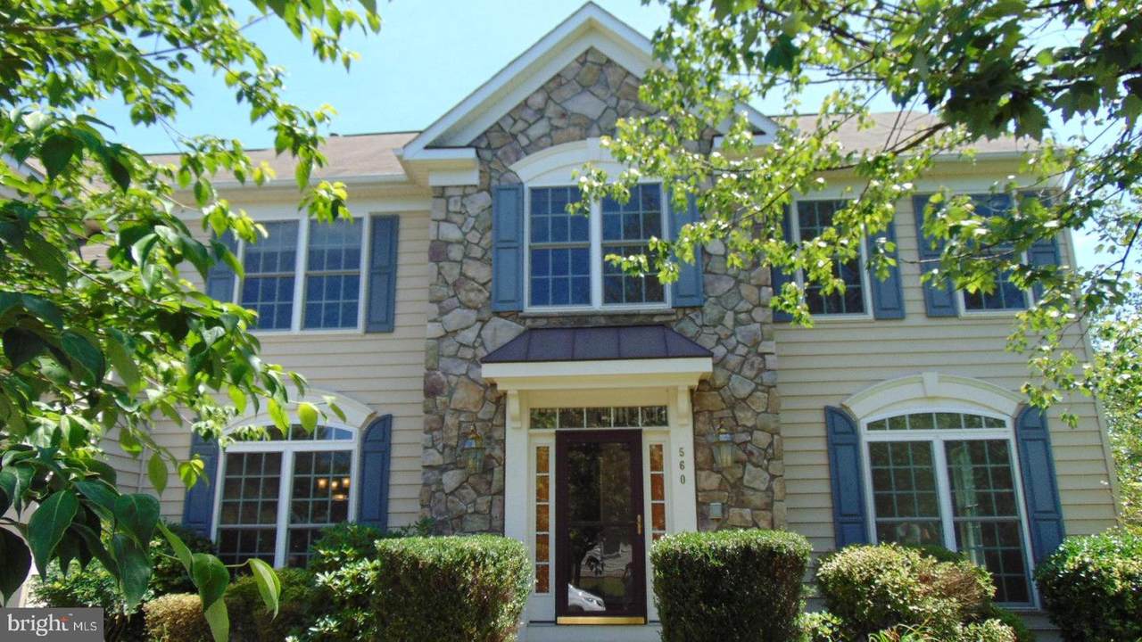 560 Woodruff Lane - Photo 1