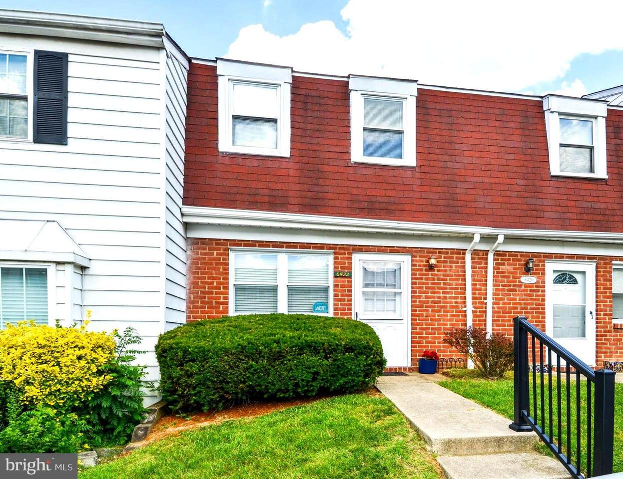 6422 Lincoln Court - Photo 1