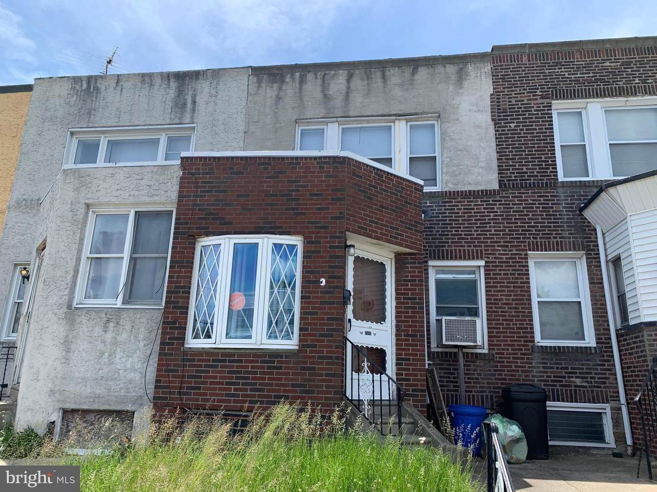 2552 67TH Street - Photo 1
