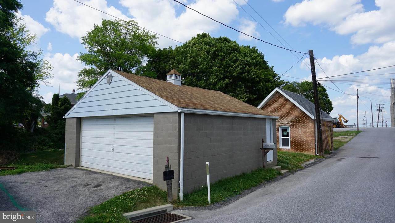 121 N Charles Street & 70 SUMMIT LANE - Photo 1