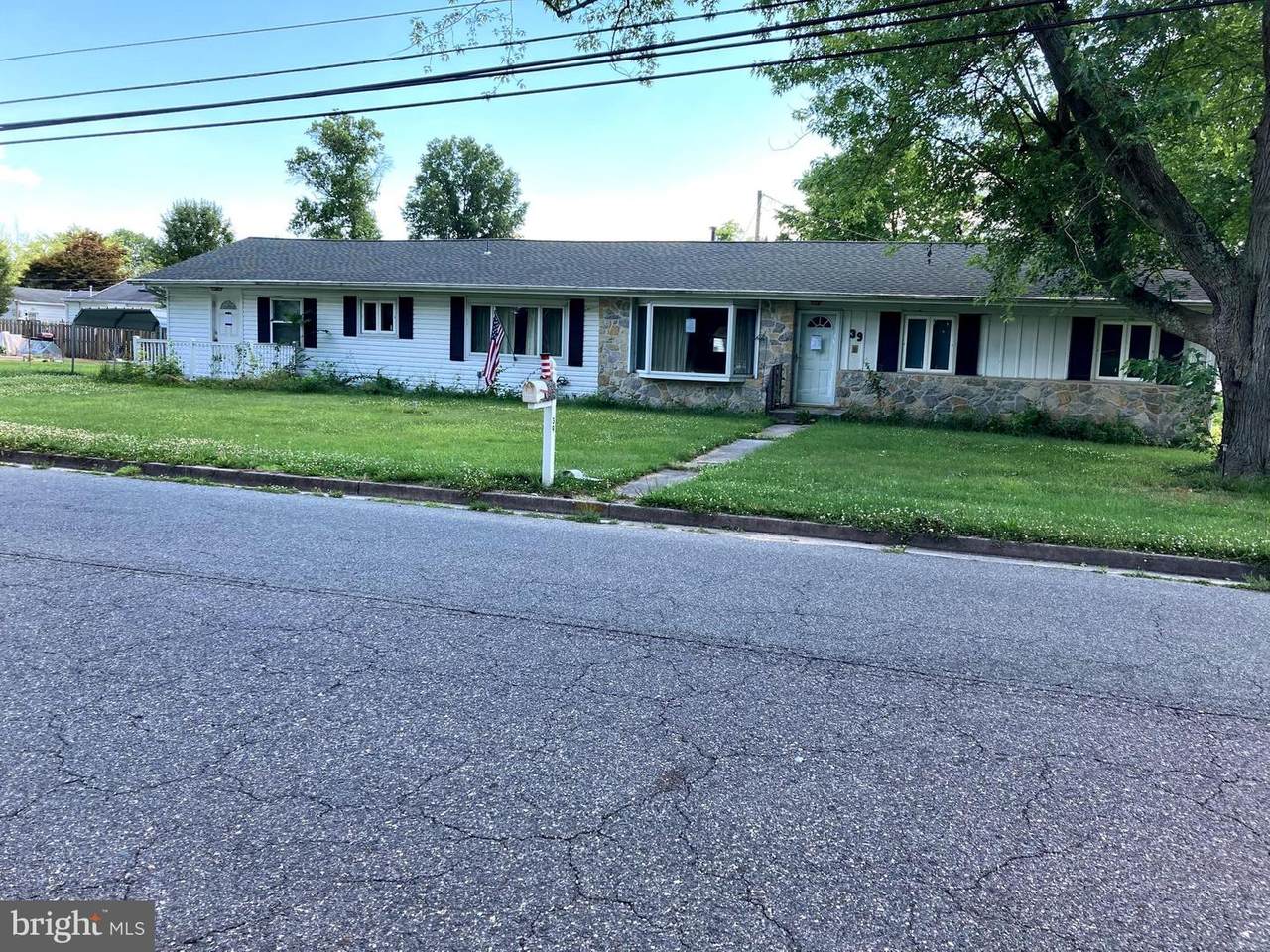 39 Eaton Road - Photo 1