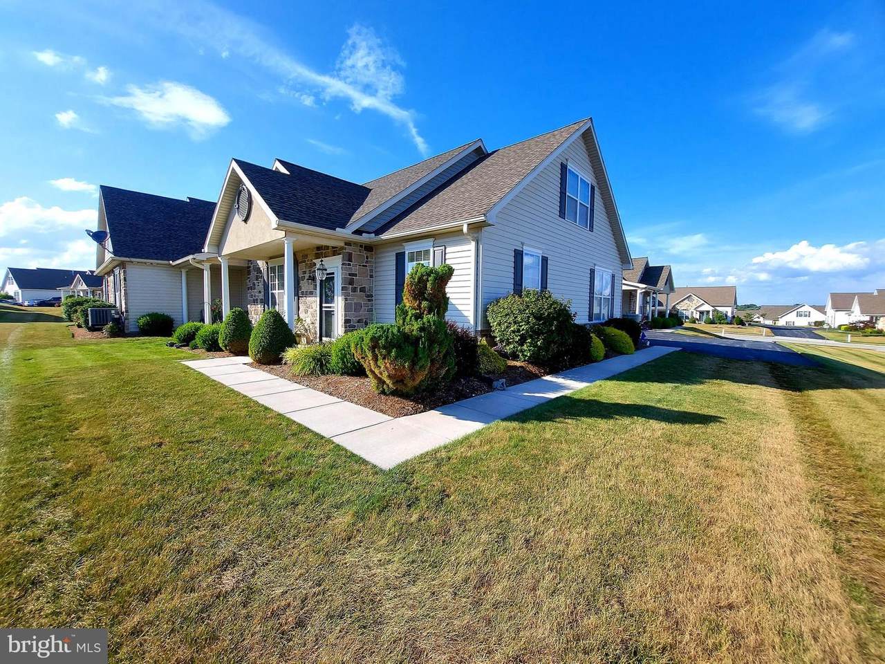 132 Mineral Drive - Photo 1