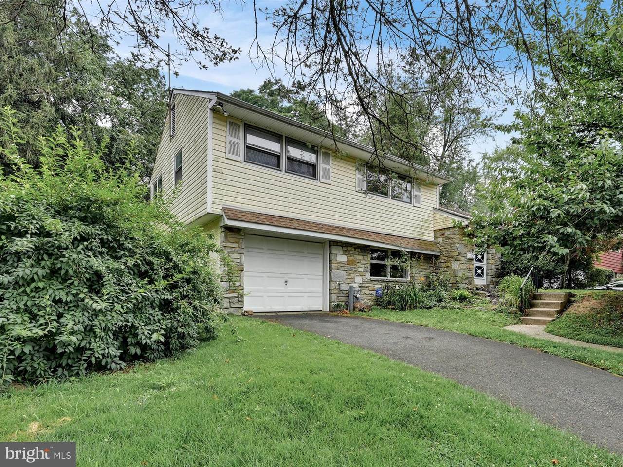 7411 Richards Road - Photo 1