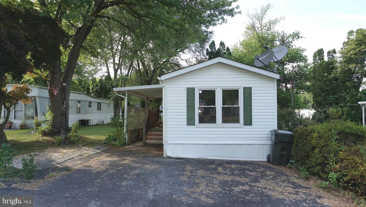 487 Capital Drive - Photo 1