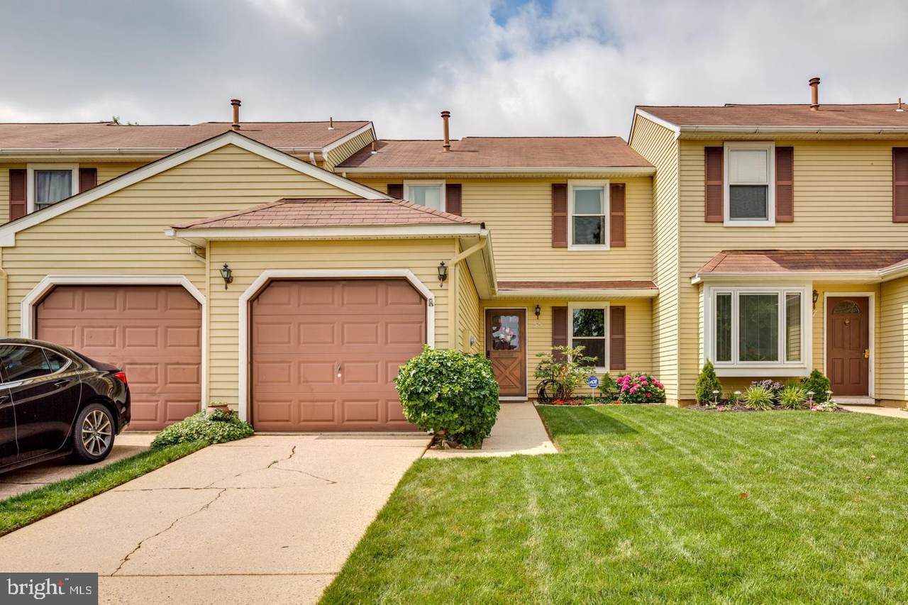55 Rolling Hills Drive - Photo 1