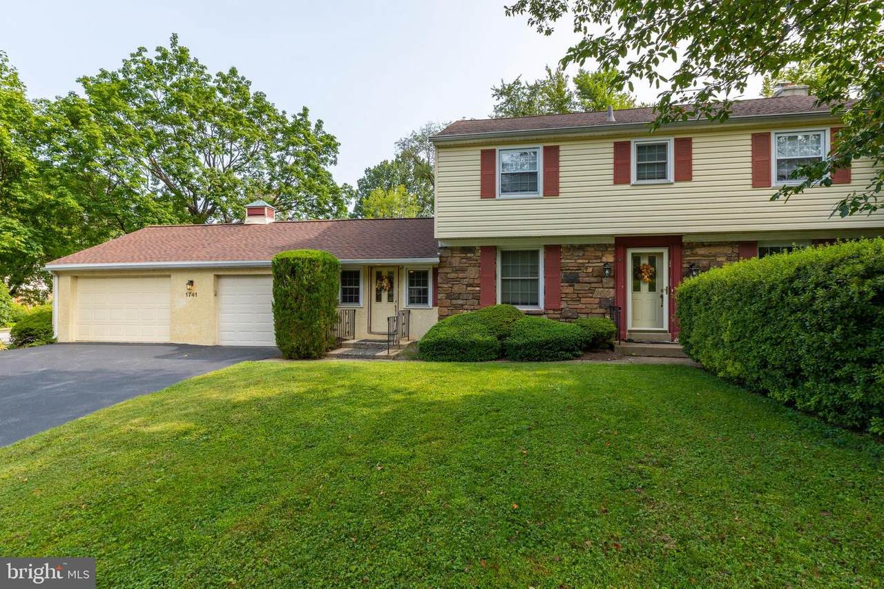 1741 Pheasant Lane - Photo 1