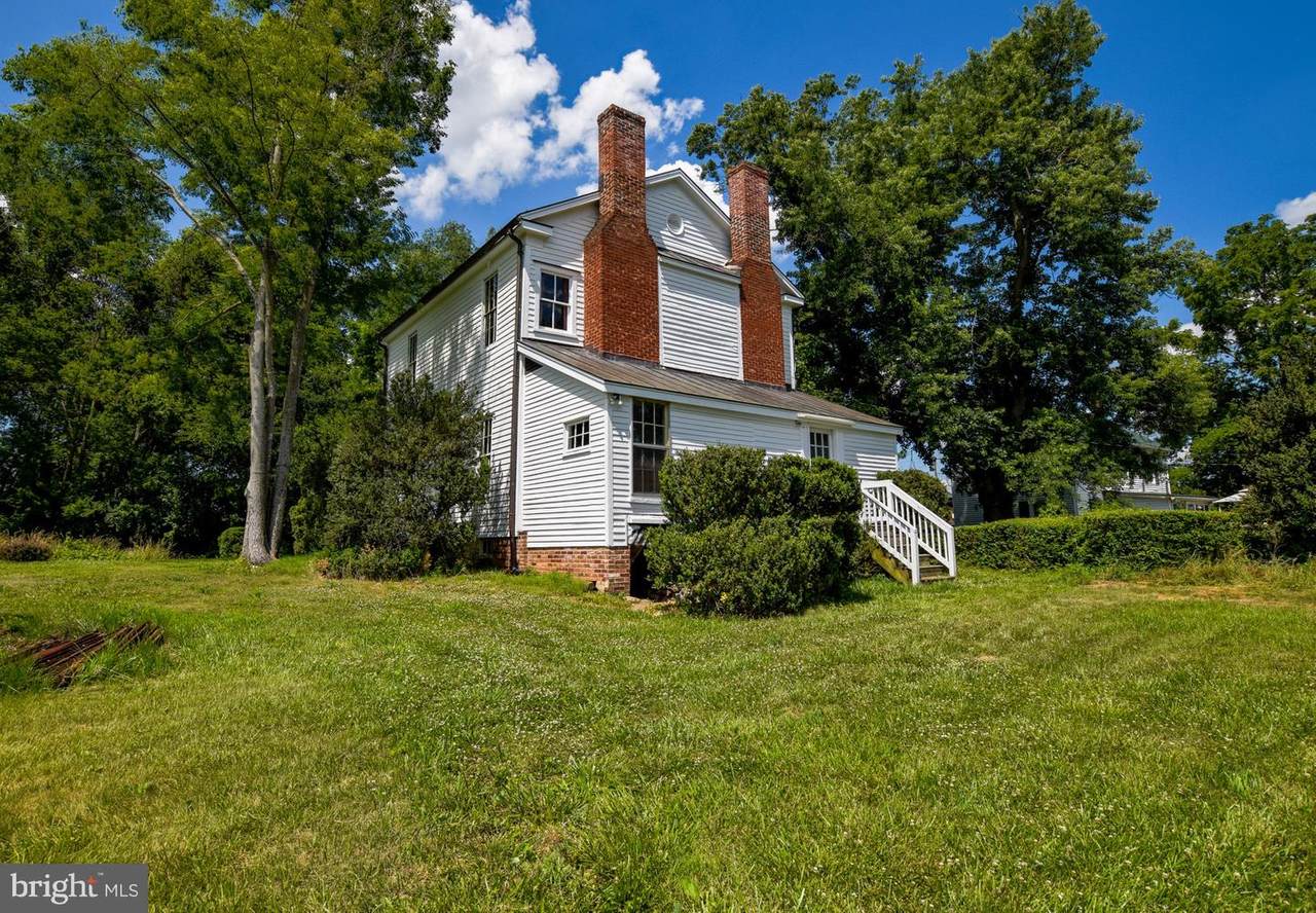 19214 York Road - Photo 1