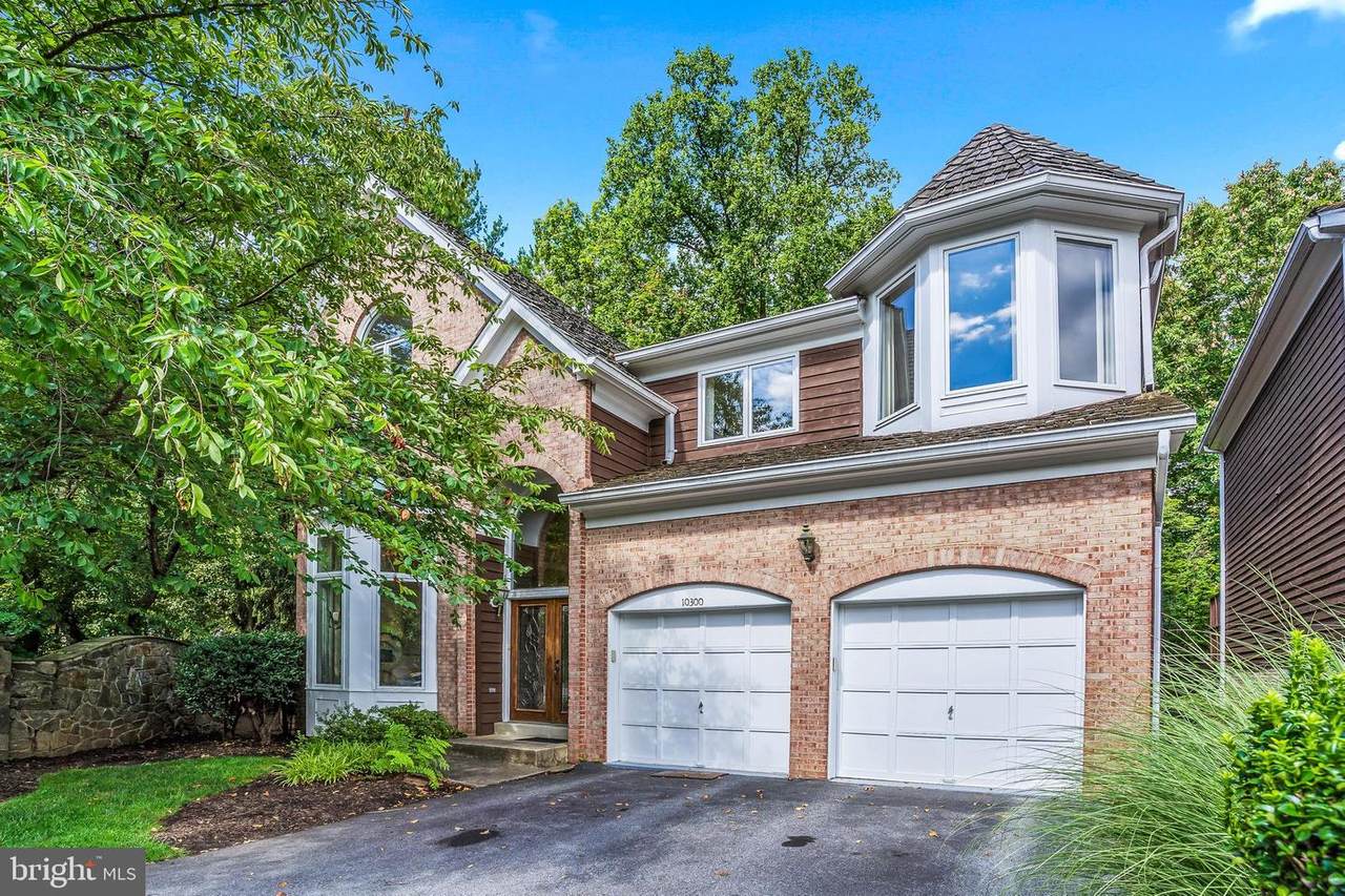 10300 Thornbush Lane - Photo 1